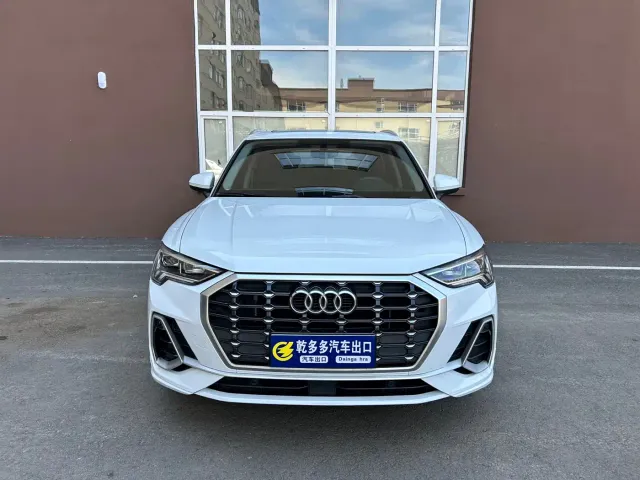 Audi Q3 — Фото автомобиля 2