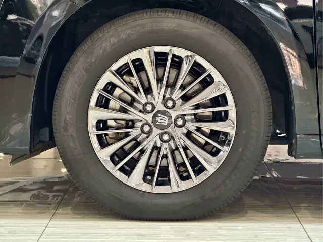 Toyota Vellfire — Фото автомобиля 23