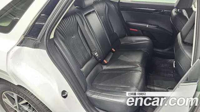 Hyundai Grandeur GN7 — Фото автомобиля 17