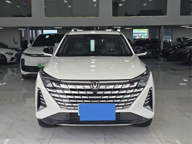 Changan UNI-Z — Фото автомобиля 2