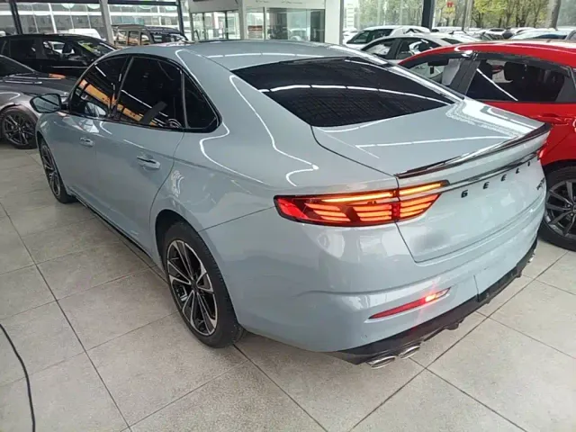 Geely Xingrui — Фото автомобиля 4