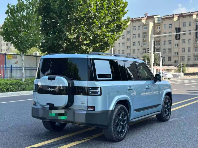 BYD FangChengBao Titanium 7 — Фото автомобиля 10