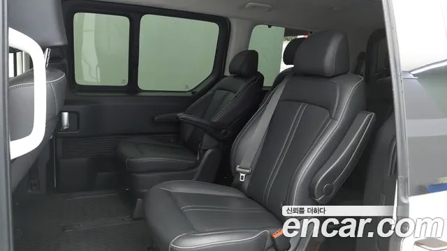 Hyundai Staria — Фото автомобиля 11