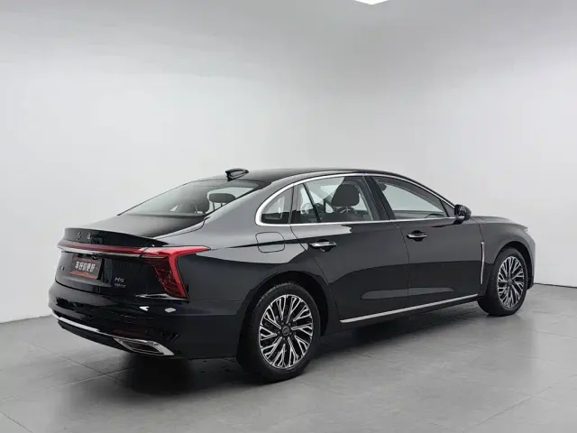 Hongqi H5 — Фото автомобиля 2