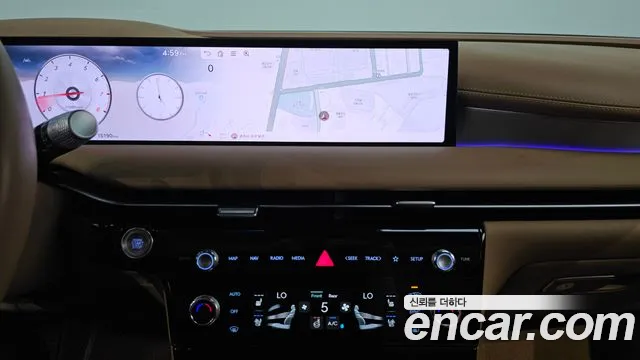 Genesis G80 Бензин 2.5 турбо AWD — Фото автомобиля 12