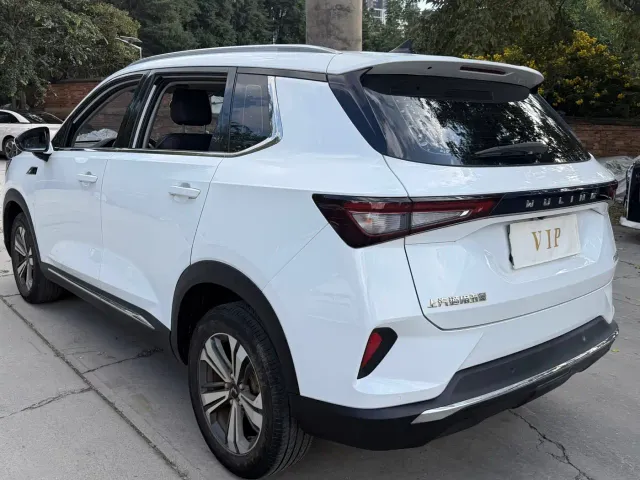 Wuling Asta — Фото автомобиля 9