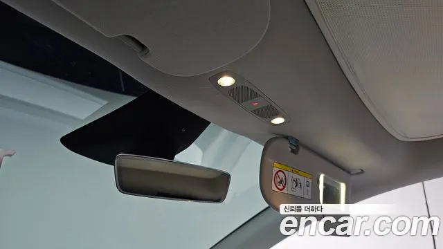 Tesla Model Y — Фото автомобиля 5