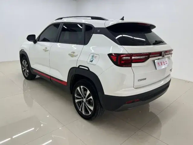 Changan Changan CS35 PLUS 2023 Enjoyment Edition 1.4T DCT Luxury — Фото автомобиля 6