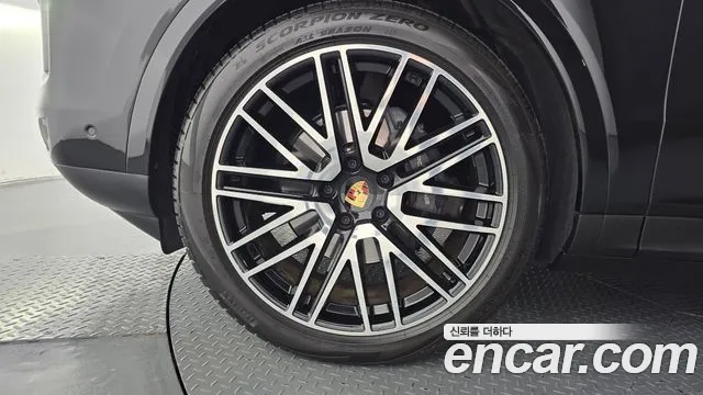 Porsche Cayenne PO536 — Фото автомобиля 5