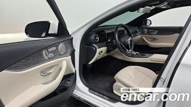 Mercedes-Benz E-Class W213 — Фото автомобиля 15