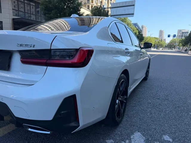 BMW 3 Series — Фото автомобиля 21