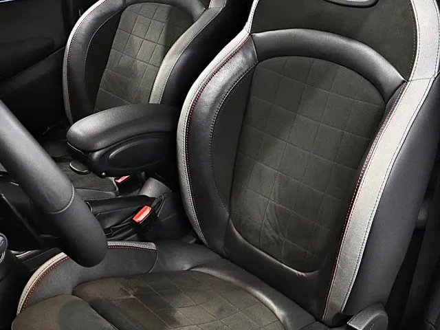 MINI John Cooper Works — Фото автомобиля 12
