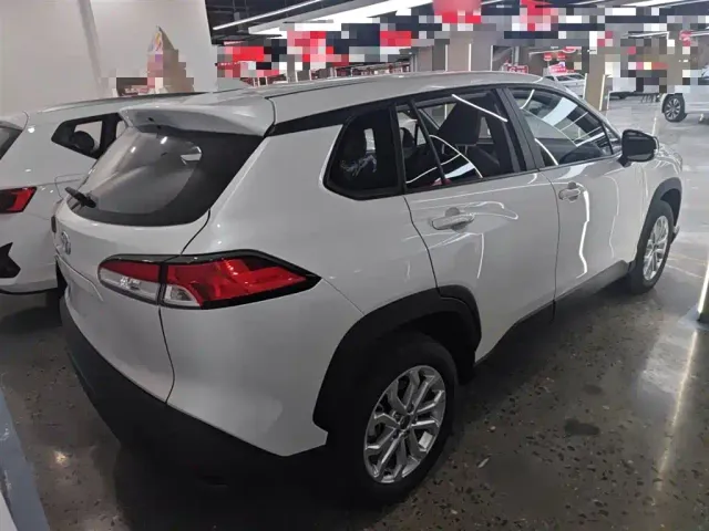 Toyota Frontlander — Фото автомобиля 13