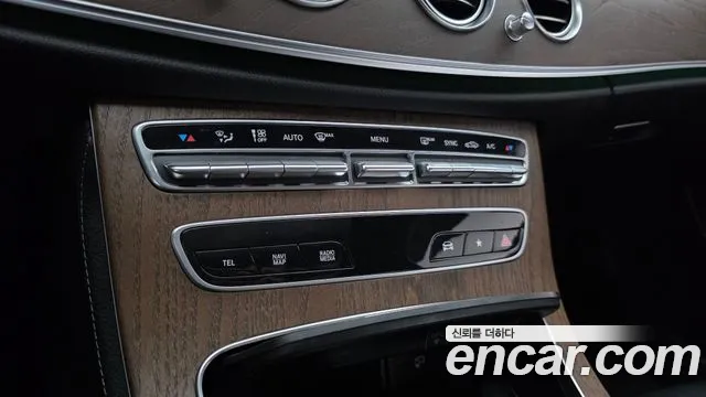 Mercedes-Benz E-Class W213 — Фото автомобиля 24