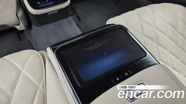 Mercedes-Benz S-Class — Фото автомобиля 30