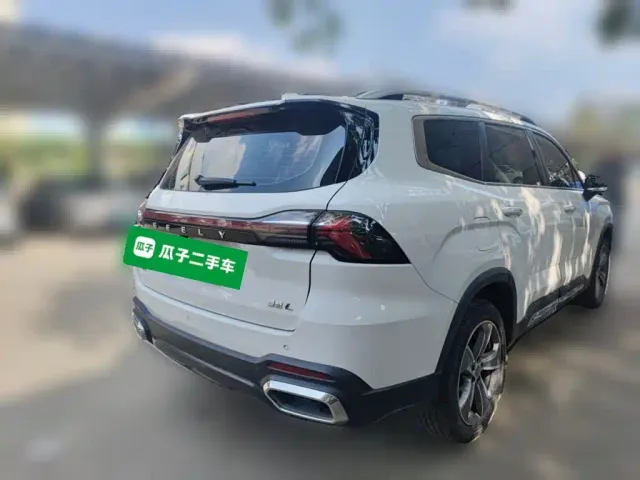 Geely Haoyue L — Фото автомобиля 4