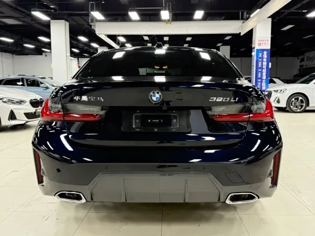 BMW 3 Series — Фото автомобиля 6