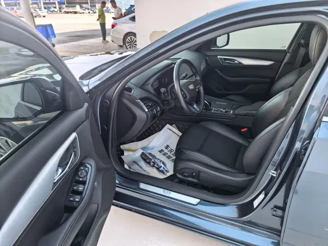 Cadillac CT5 — Фото автомобиля 7