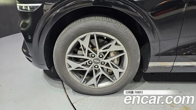 Genesis GV70 2.5T Бензин AWD — Фото автомобиля 5