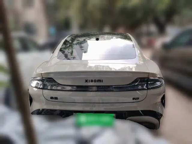 Xiaomi SU7 — Фото автомобиля 5