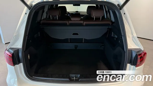 Mercedes-Benz GLB-Class — Фото автомобиля 10