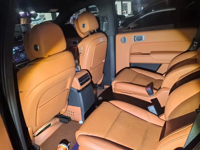 Li Auto L9 — Фото автомобиля 4