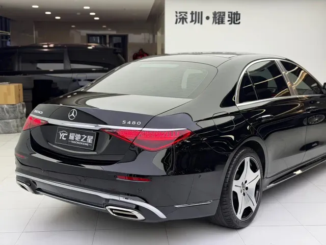 Mercedes-Benz S-Class — Фото автомобиля 12