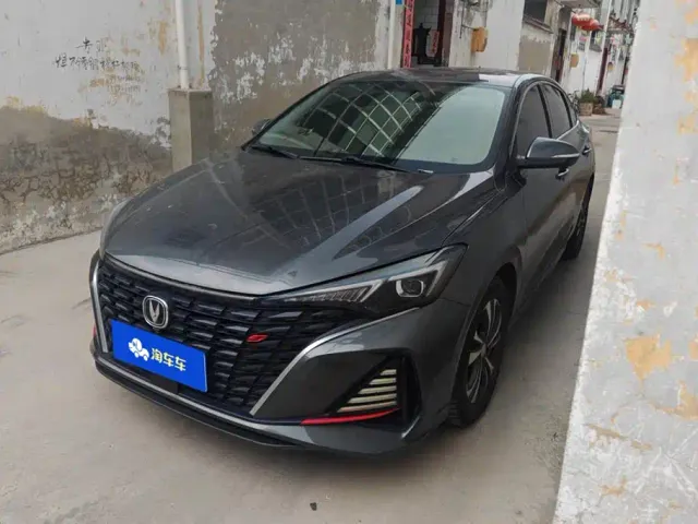 Фотография автомобиля — Changan Eado