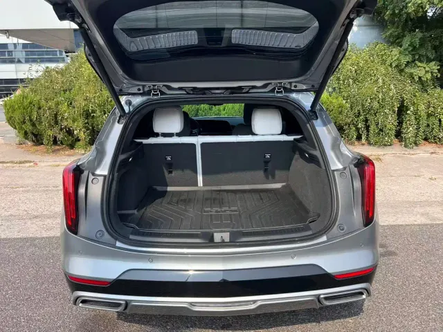 Cadillac Cadillac GT4 2023 25T Premium Edition — Фото автомобиля 17