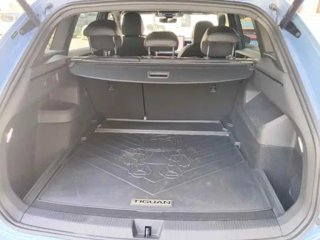 Volkswagen Tiguan L — Фото автомобиля 5