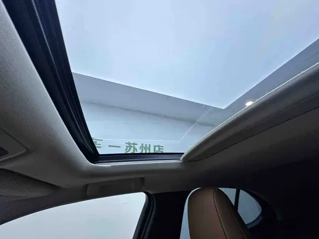 Lexus UX — Фото автомобиля 18
