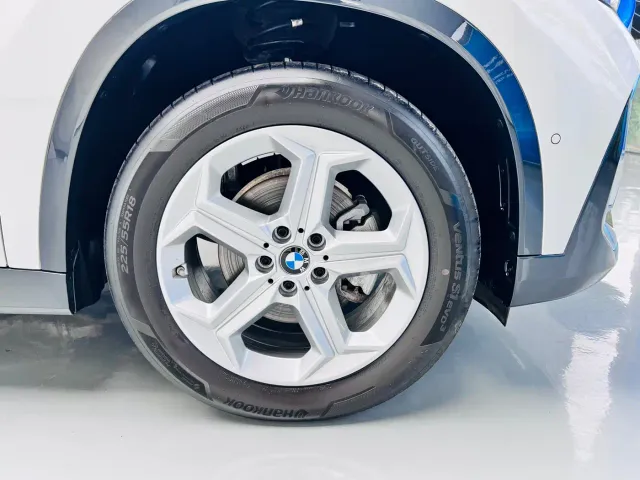 BMW X1 — Фото автомобиля 4