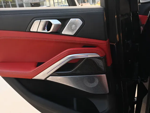 BMW X6 M — Фото автомобиля 25