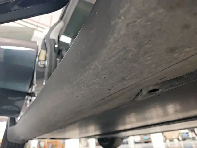 Tesla Model Y — Фото автомобиля 18
