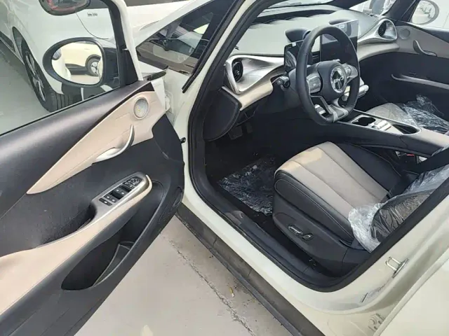 BYD Dolphin — Фото автомобиля 15