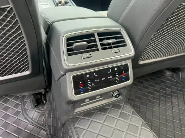 Audi A6L — Фото автомобиля 12