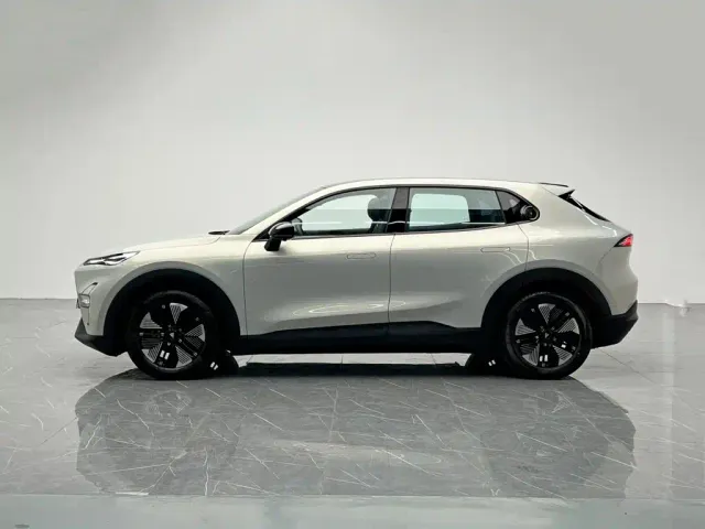 Deepal S05 — Фото автомобиля 3