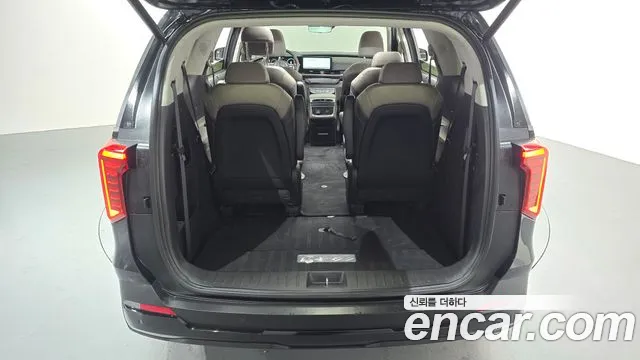 Kia Carnival 4th Gen — Фото автомобиля 17