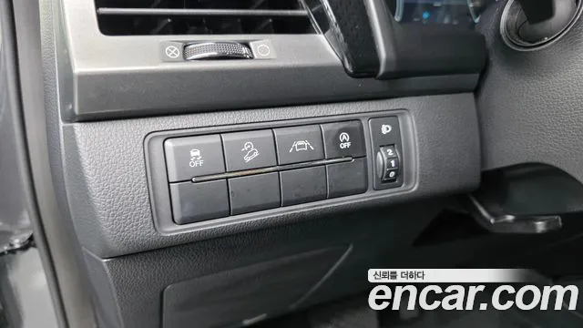 KG_Mobility_Ssangyong Rexton Новый Rexton Sport Дизель 2.2 4WD — Фото автомобиля 13