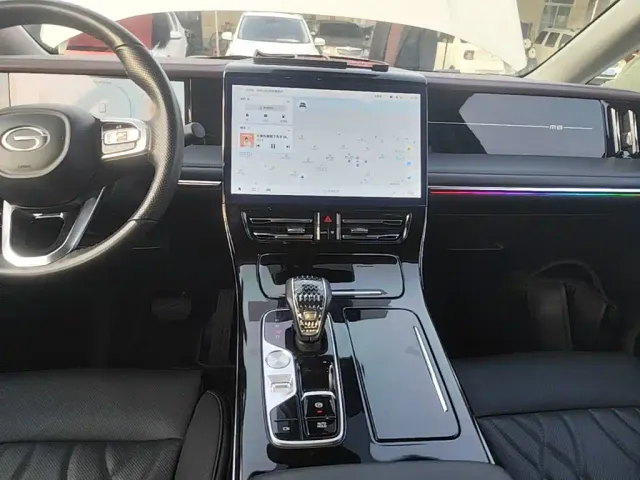 GAC Trumpchi M8 — Фото автомобиля 12