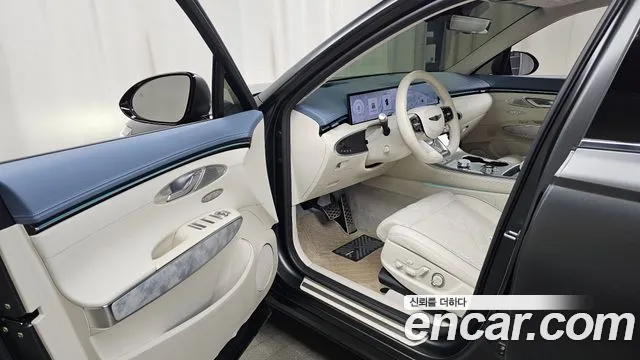 Genesis GV70 Electrified — Фото автомобиля 15