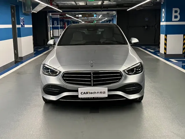 Mercedes-Benz C-Class — Фото автомобиля 2