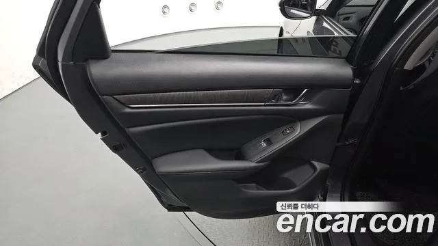 Honda Accord Accord 10 поколение 1.5 Turbo — Фото автомобиля 20