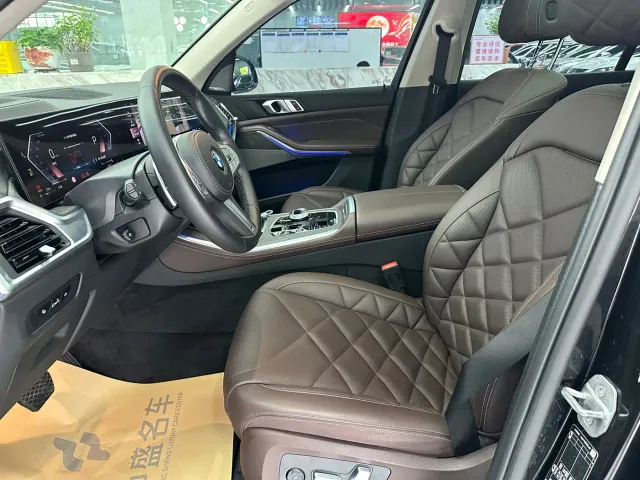 BMW X5 — Фото автомобиля 12