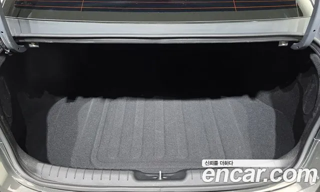 Hyundai Avante CN7 — Фото автомобиля 23