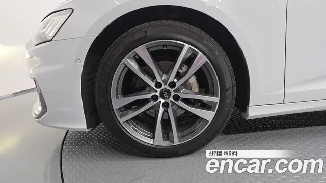Audi A6 40 TDI Premium — Фото автомобиля 3