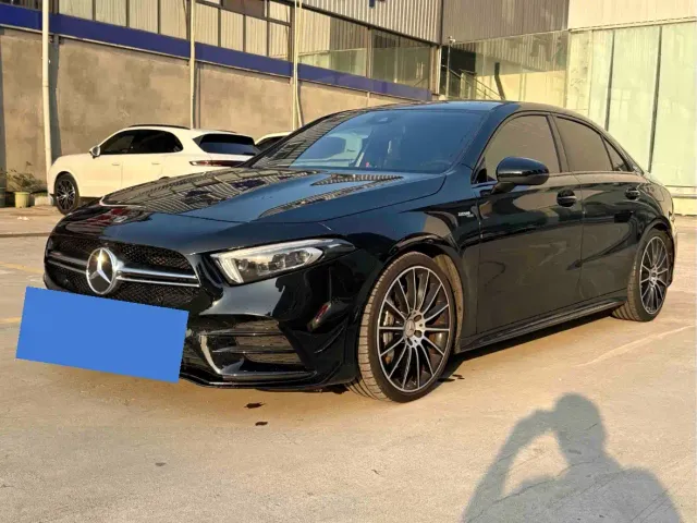 Фотография автомобиля — Mercedes-Benz A-Class AMG