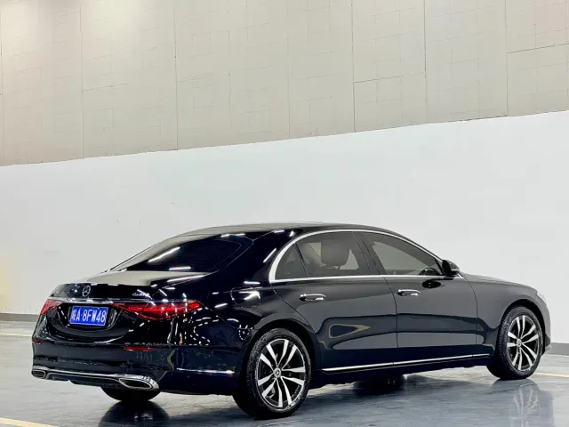 Mercedes-Benz S-Class — Фото автомобиля 15