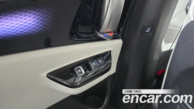 Kia Carnival 4th Gen — Фото автомобиля 28