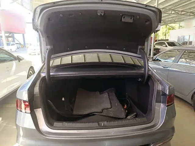 BYD Qin PLUS — Фото автомобиля 18